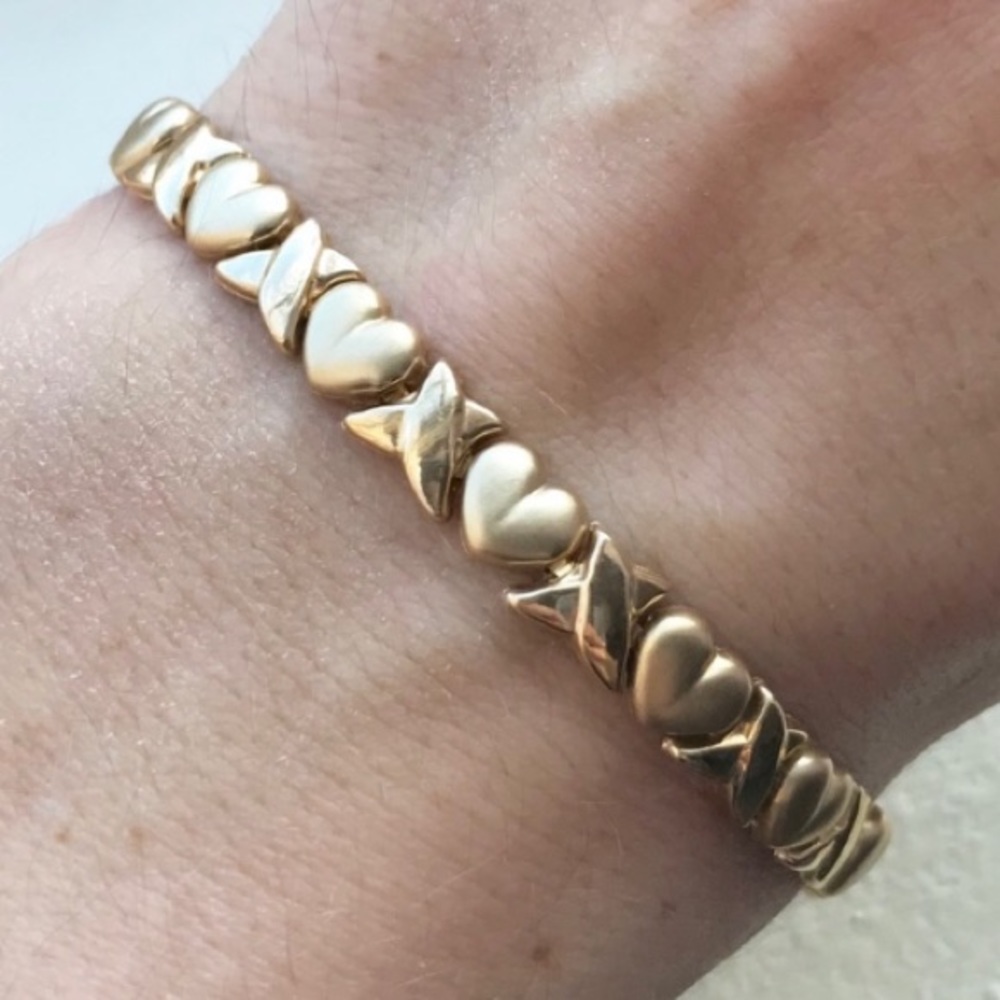 ⭐️ Heartlink Bracelet 10K Gold⭐️